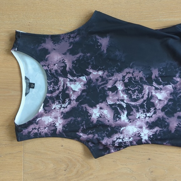 Guess Bodycon Dress Size XS - Picture 2 of 6